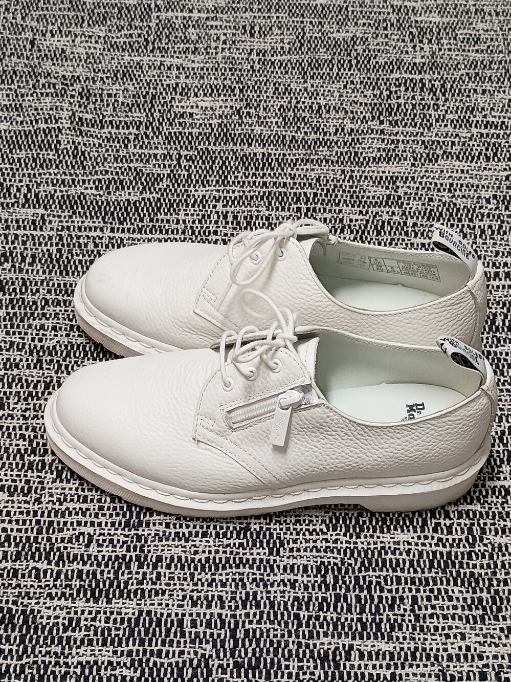 Dr. Martens 1461 White Leather Casual Derby Oxford Shoes 8